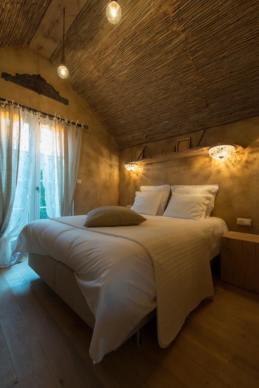 Les Chambres Du Vivier, Chambres D'Hotes Et Gite - A 100M - Durbuy Room photo