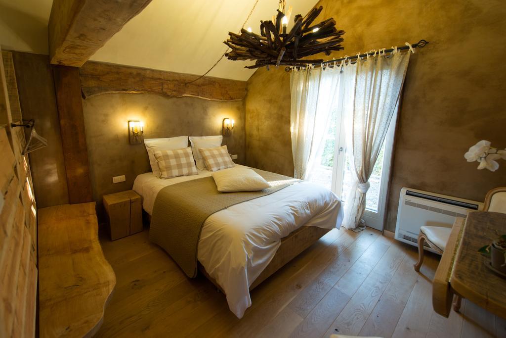 Les Chambres Du Vivier, Chambres D'Hotes Et Gite - A 100M - Durbuy Room photo